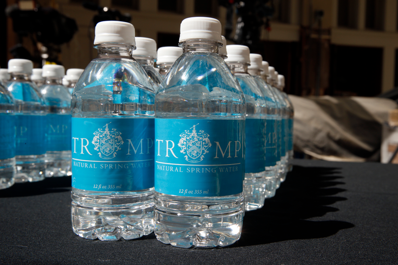 Agua de “Trump”. AP